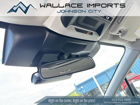 Used 2024 Subaru Crosstrek 2.0i AWD/4WD image 16