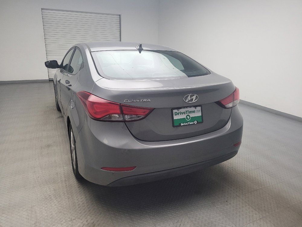 Used 2014 Hyundai Elantra SE w/ Option Group 02 FWD image 6