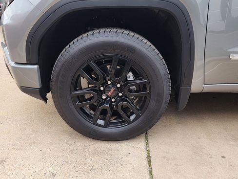 New 2026 GMC Sierra 1500 Elevation image 51