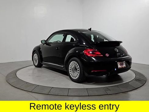Used 2016 Volkswagen Beetle 1.8T SE FWD image 3