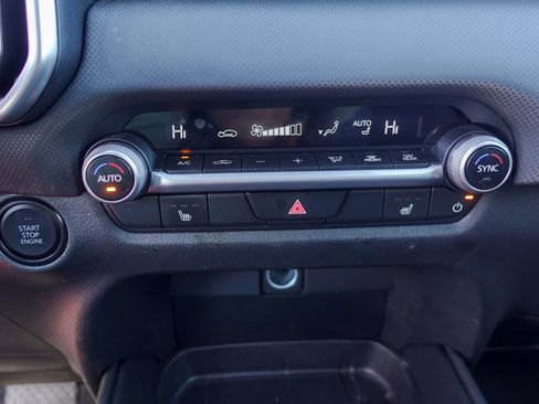 Used 2025 MAZDA CX-50 AWD 2.5 S w/ Premium Package image 18