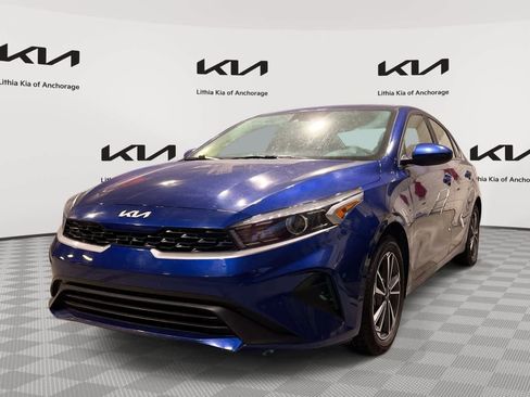 Certified 2023 Kia Forte LXS image 1