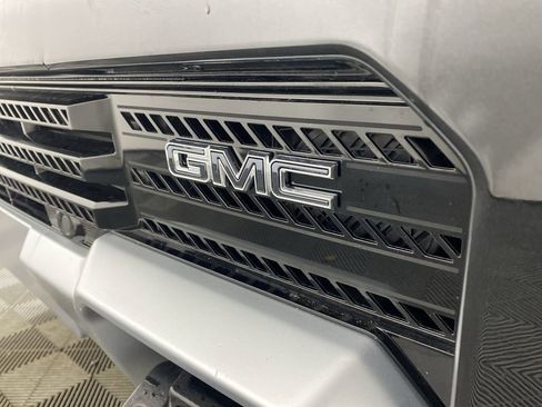 Used 2025 GMC Hummer EV 2X image 33