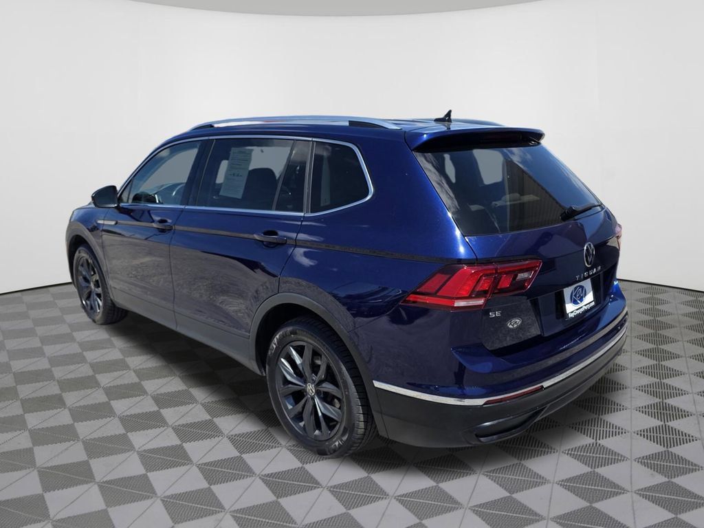 Used 2024 Volkswagen Tiguan SE FWD image 14