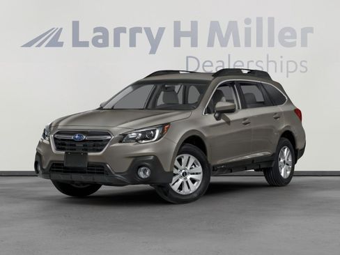 Used 2018 Subaru Outback 2.5i Premium image 1