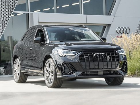 New 2025 Audi Q3 2.0T Premium Plus image 1