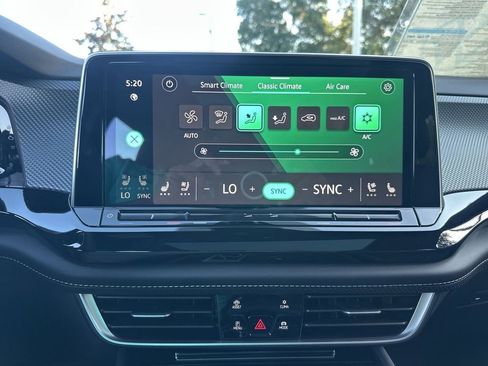 New 2025 Volkswagen Atlas Cross Sport SEL R-Line image 19