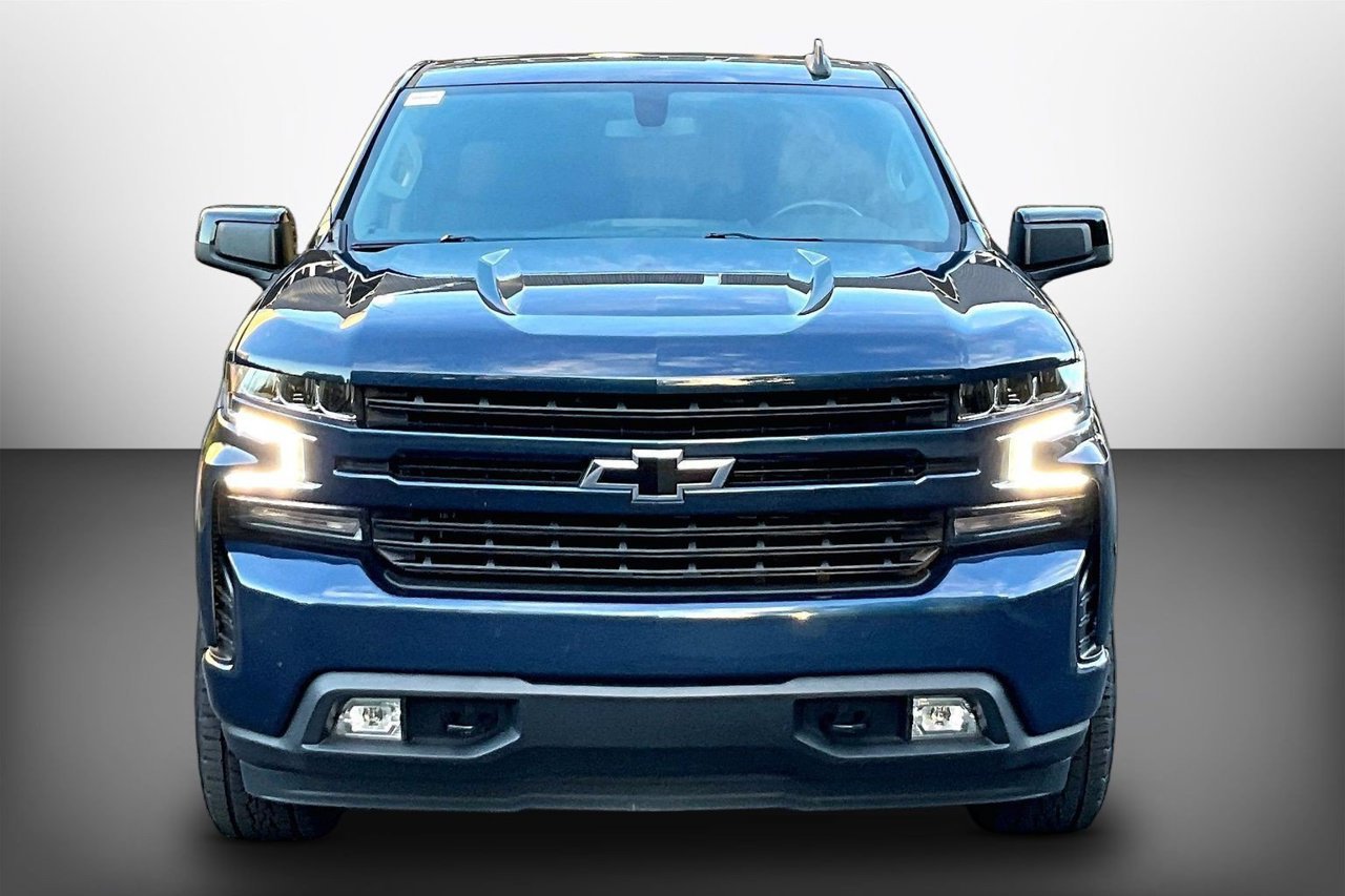 Used 2022 Chevrolet Silverado 1500 RST w/ Z71 Off-Road Package AWD/4WD image 3