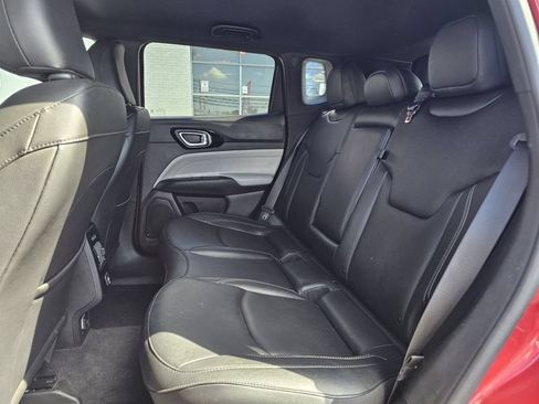 Used 2025 Jeep Compass Limited AWD/4WD image 26