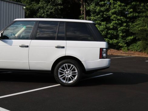 Used 2011 Land Rover Range Rover HSE AWD/4WD image 19