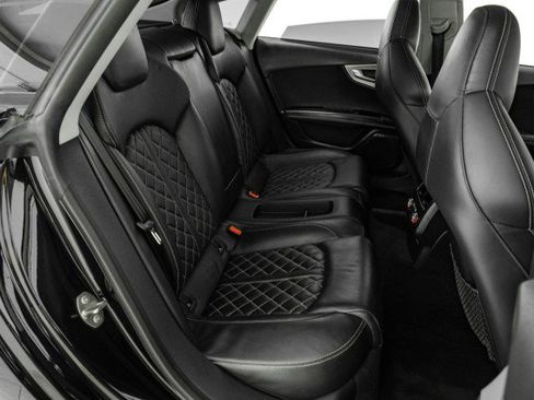 Used 2014 Audi S7 Prestige w/ Driver Assistance Package image 33