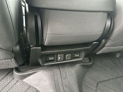 Certified 2022 Chevrolet Silverado 1500 LT image 17