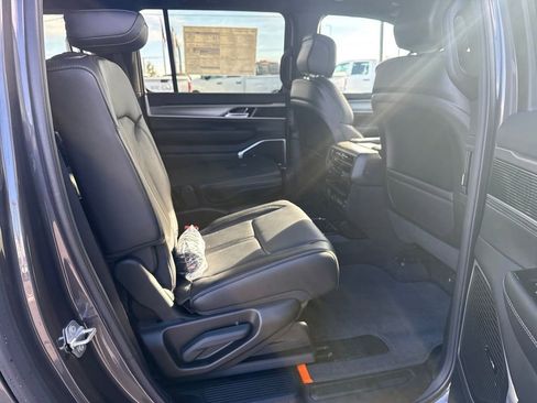 New 2026 Jeep Grand Wagoneer L 4WD image 31