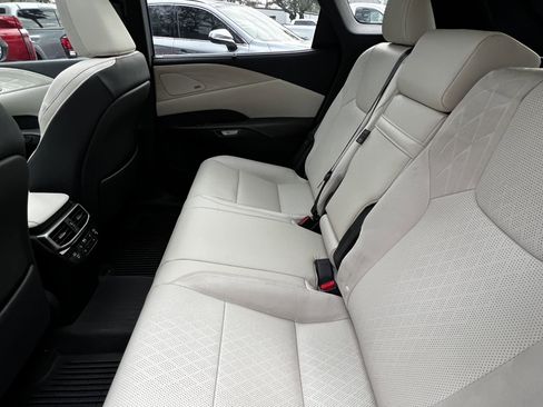 Used 2023 Lexus RX 350 w/ Cold Area Package image 31
