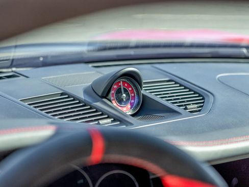 Used 2021 Porsche 911 Turbo S image 36