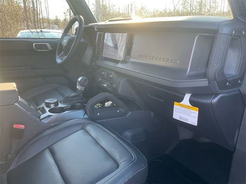 New 2025 Ford Bronco Big Bend w/ Black Diamond Package image 11