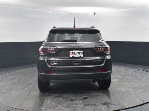 Used 2022 Jeep Compass Limited image 8