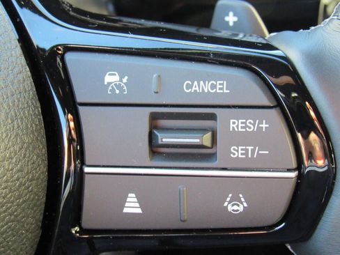 Used 2024 Honda Civic Sport image 11