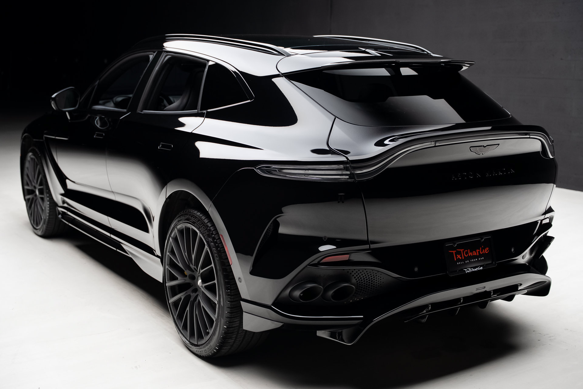Used 2024 Aston Martin DBX 707 AWD/4WD image 23