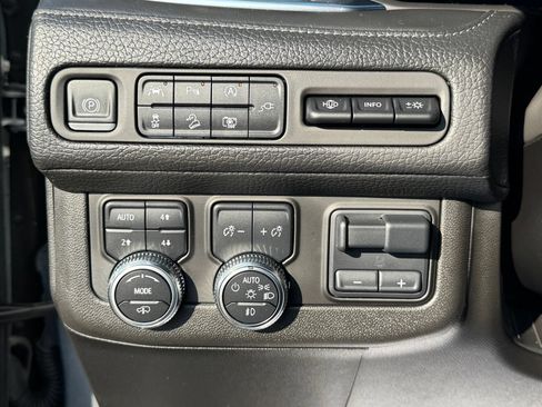 Used 2022 GMC Yukon Denali w/ Max Trailering Package AWD/4WD image 16