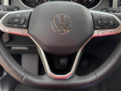 Used 2021 Volkswagen Atlas SE image 21