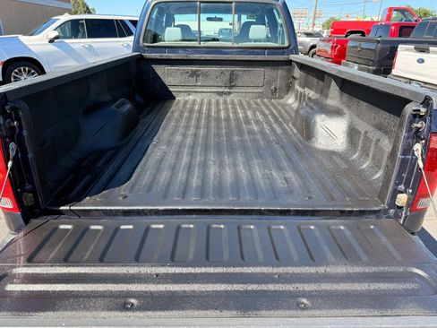 Used 2005 Ford F250 XL AWD/4WD image 9