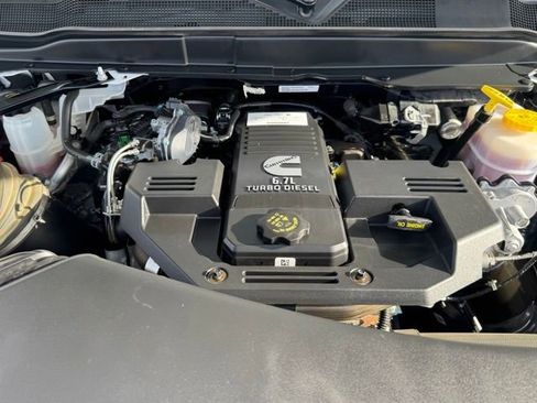 Certified 2024 RAM 3500 Limited w/ Night Edition image 33