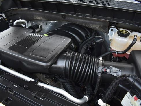 Certified 2024 Chevrolet Silverado 1500 LT w/ Work Truck Package image 31