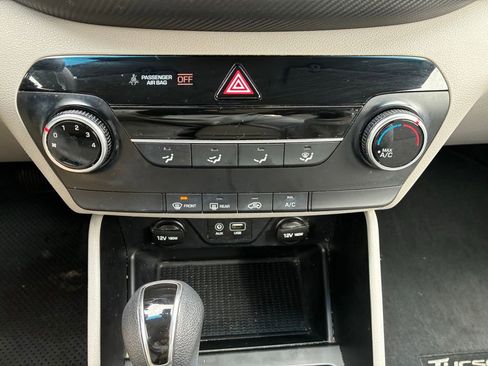 Used 2019 Hyundai Tucson SE w/ Cargo Package image 31