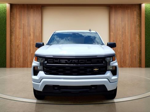 Certified 2024 Chevrolet Silverado 1500 Custom AWD/4WD image 2