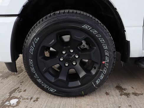 New 2026 RAM 1500 Express image 25