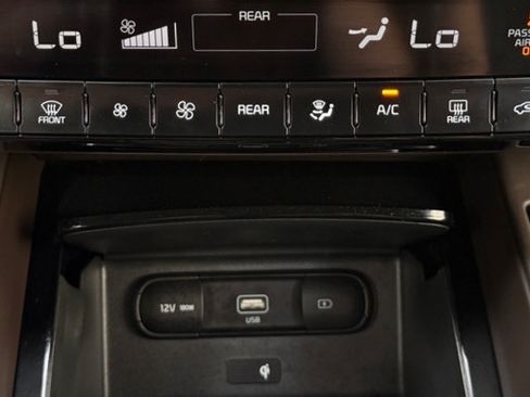 Used 2022 Kia Telluride SX AWD/4WD image 25