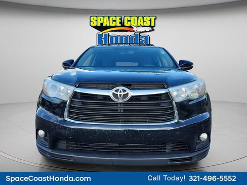 Used 2015 Toyota Highlander XLE FWD image 8