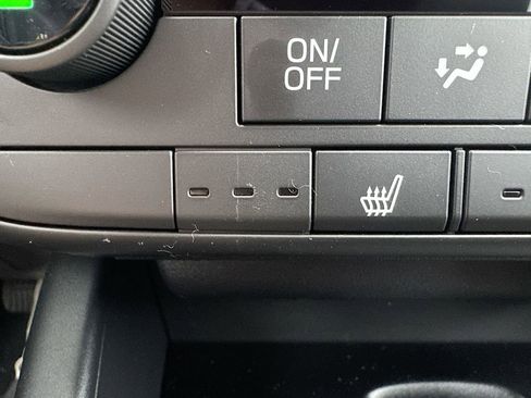 New 2026 Subaru Outback Limited image 19