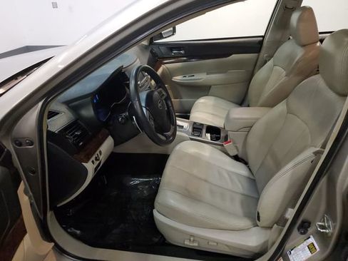 Used 2014 Subaru Legacy 2.5i Limited w/ Moonroof Package AWD/4WD image 11