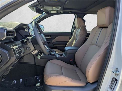 New 2026 Toyota 4Runner Limited AWD/4WD image 4