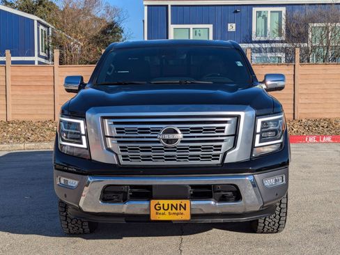 Used 2023 Nissan Titan Platinum Reserve w/ Moonroof Package image 9