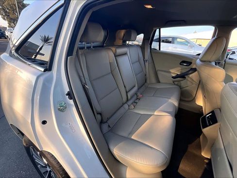 Used 2017 Acura RDX w/Advance Pkg image 29