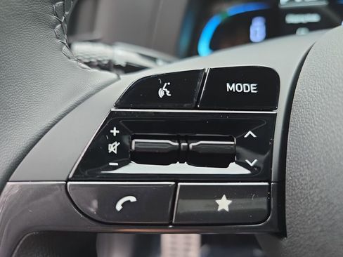 New 2026 Hyundai Elantra SEL Sport Premium FWD image 17