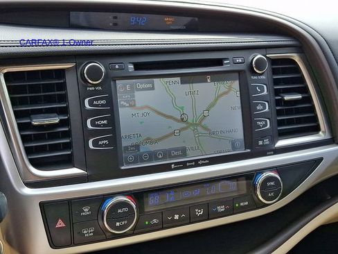 Used 2016 Toyota Highlander XLE AWD/4WD image 18