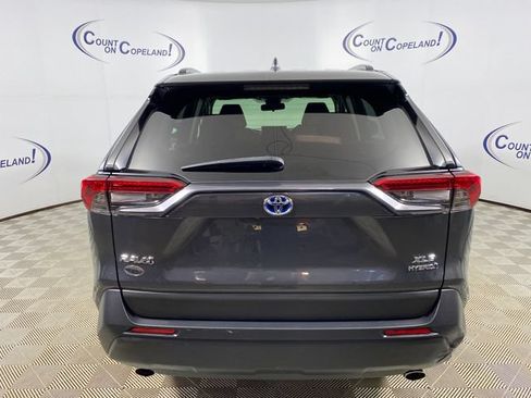 Used 2023 Toyota RAV4 XLE w/ Convenience Package AWD/4WD image 5