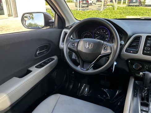 Used 2020 Honda HR-V LX image 22