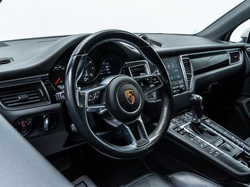 Used 2017 Porsche Macan S image 13