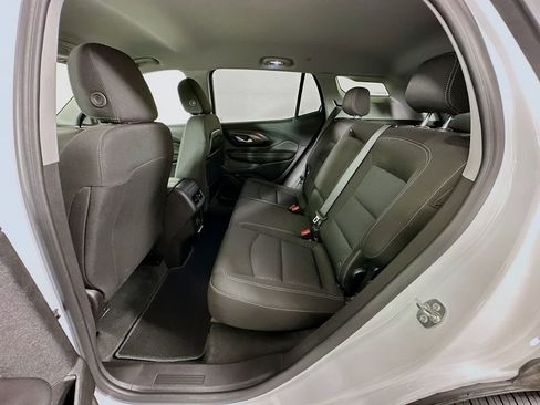Used 2024 GMC Terrain SLE image 23