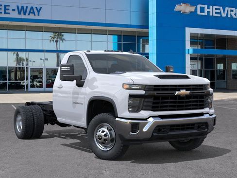 New 2025 Chevrolet Silverado 3500 W/T w/ WT Convenience Package image 31
