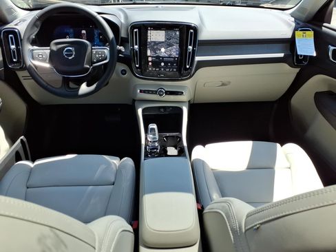 New 2026 Volvo XC40 B5 Plus w/ Protection Package Premier AWD/4WD image 12