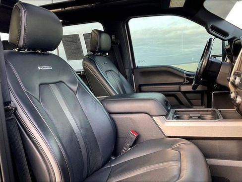 Used 2020 Ford F250 Platinum w/ FX4 Off-Road Package image 7