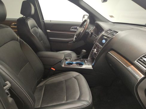 Used 2017 Ford Explorer Limited AWD/4WD image 21