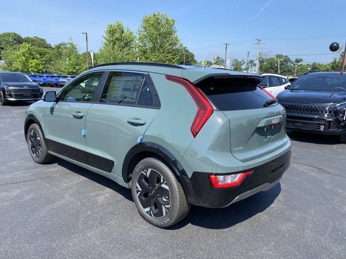 New 2026 Kia Niro Wind w/ Wind Preserve Package FWD image 3