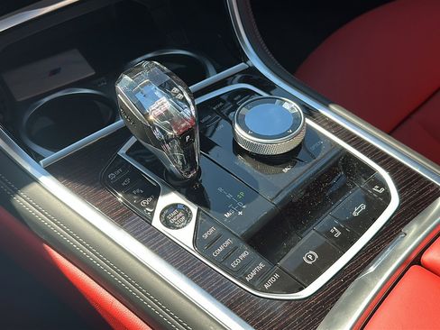 New 2026 BMW 840i i Convertible image 28